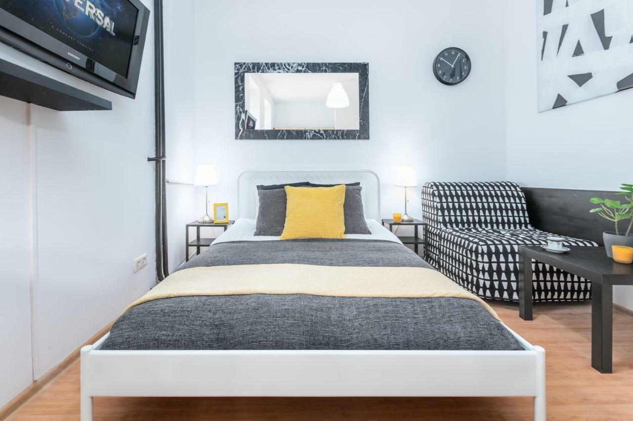 Apartments Wilcza 55 By Noclegi Renters Warsaw Ngoại thất bức ảnh
